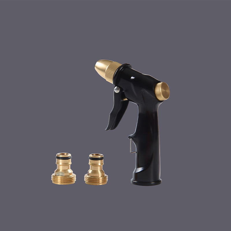 Vòi phun nước trong vườn có thể điều chỉnh bằng kim loại